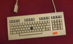 C128D Keyboard #01