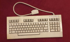 C128D keyboard #02