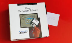 AMIGA Using the System Software